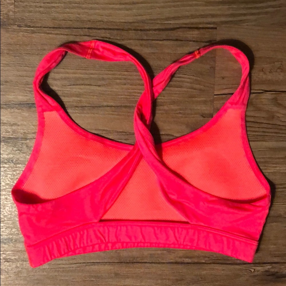 AERIE: Twist Back Low-Impact Bra